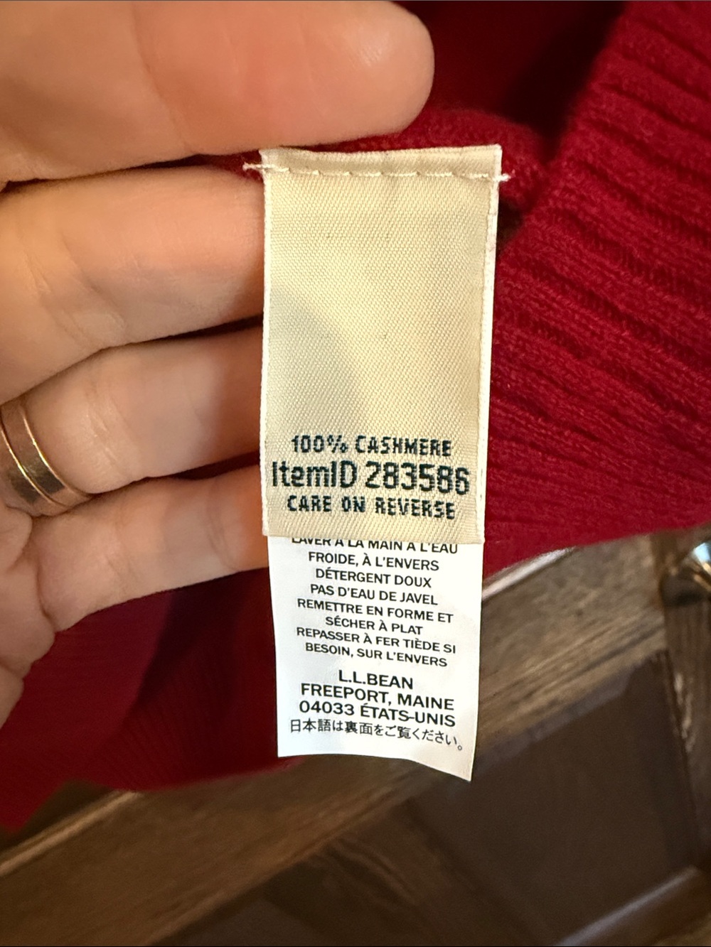 L.L. Bean Red Cashmere Crewneck Sweater Size Small - Picture 3 of 8